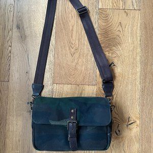 Ona Bowery Messenger (Camera) Bag in Camo!